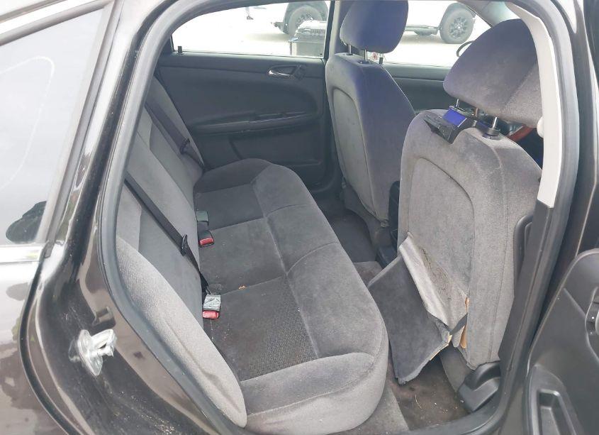 Photo 8 of 2009 Chevrolet Impala LT (VIN 2G1WT57K191203141)