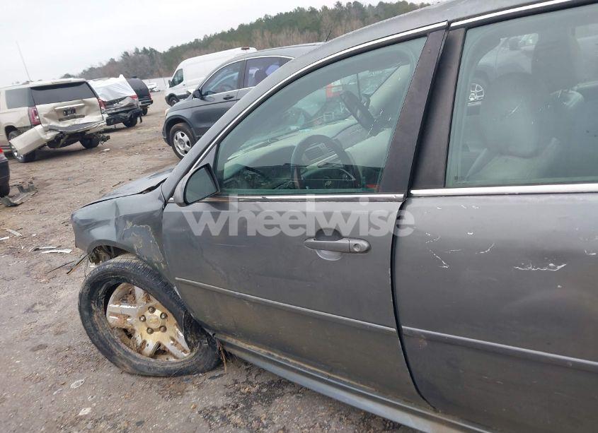 Photo 14 of 2009 Chevrolet Impala LT (VIN 2G1WT57K191273576)