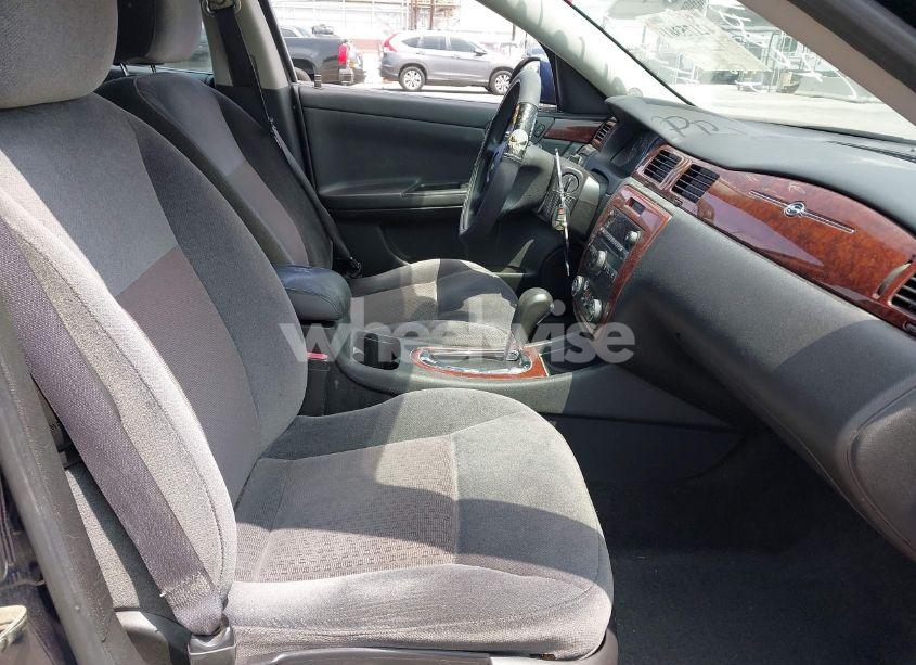 Photo 5 of 2009 Chevrolet Impala LT (VIN 2G1WT57K191307306)