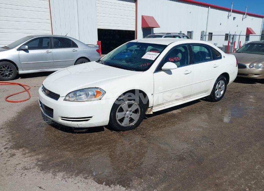 Photo 2 of 2009 Chevrolet Impala LT (VIN 2G1WT57K191317950)