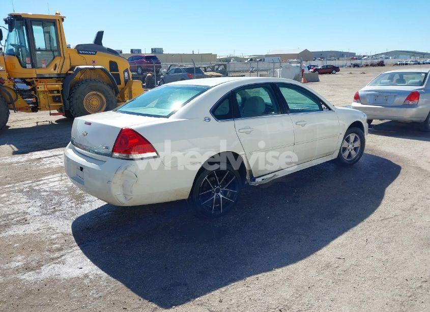 Photo 4 of 2009 Chevrolet Impala LT (VIN 2G1WT57K191317950)