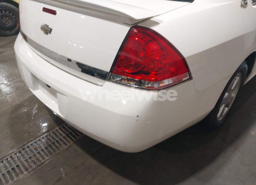 Photo 12 of 2009 Chevrolet Impala LT (VIN 2G1WT57K291141149)