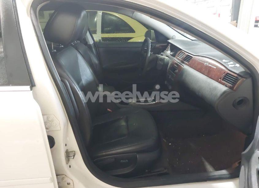 Photo 5 of 2009 Chevrolet Impala LT (VIN 2G1WT57K291141149)