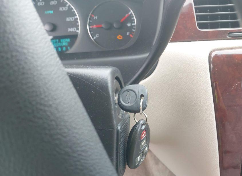 Photo 11 of 2009 Chevrolet Impala LT (VIN 2G1WT57K291154080)