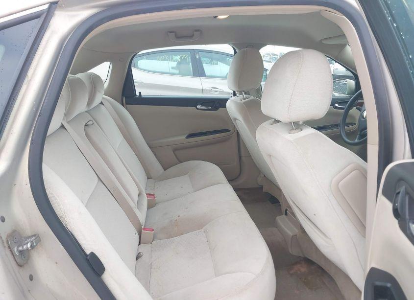 Photo 8 of 2009 Chevrolet Impala LT (VIN 2G1WT57K291154080)