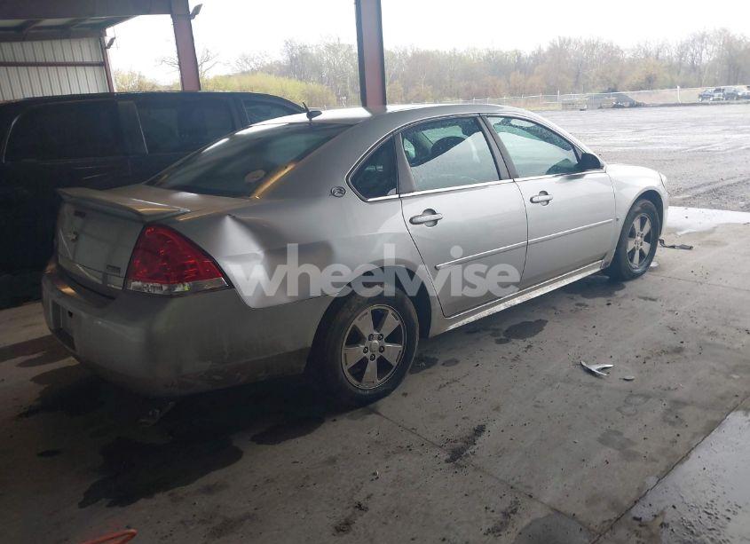 Photo 4 of 2009 Chevrolet Impala LT (VIN 2G1WT57K291180646)