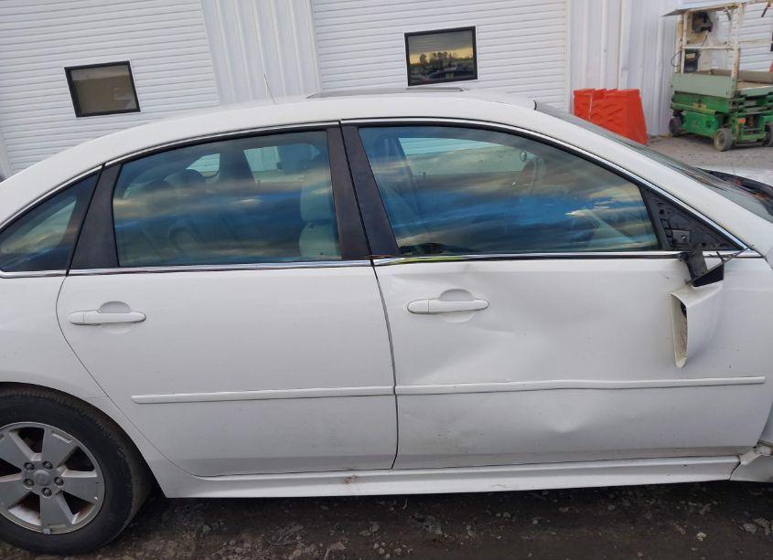 Photo 12 of 2009 Chevrolet Impala LT (VIN 2G1WT57K291209675)