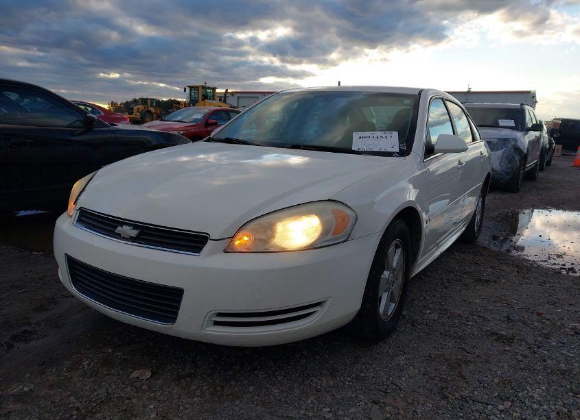 Photo 2 of 2009 Chevrolet Impala LT (VIN 2G1WT57K291209675)