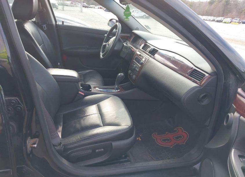 Photo 5 of 2009 Chevrolet Impala LT (VIN 2G1WT57K291326348)