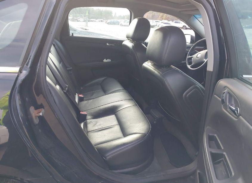 Photo 8 of 2009 Chevrolet Impala LT (VIN 2G1WT57K291326348)