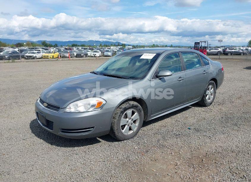 Photo 2 of 2009 Chevrolet Impala LT (VIN 2G1WT57K391114199)