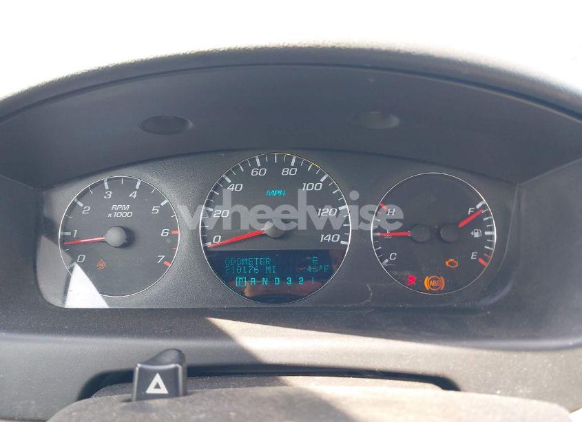 Photo 7 of 2009 Chevrolet Impala LT (VIN 2G1WT57K391114199)