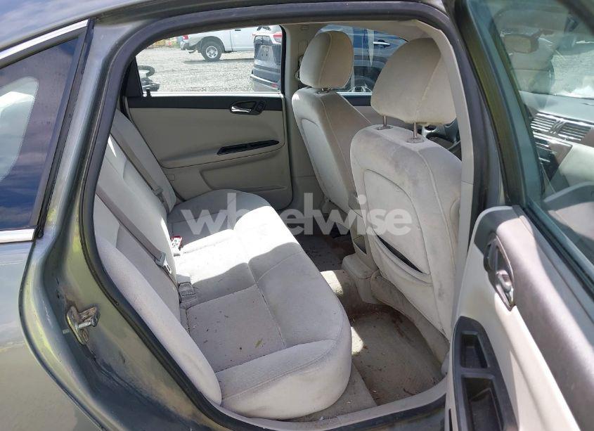 Photo 8 of 2009 Chevrolet Impala LT (VIN 2G1WT57K391114199)