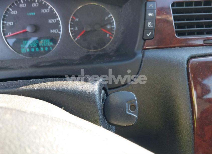 Photo 11 of 2009 Chevrolet Impala LT (VIN 2G1WT57K391161538)