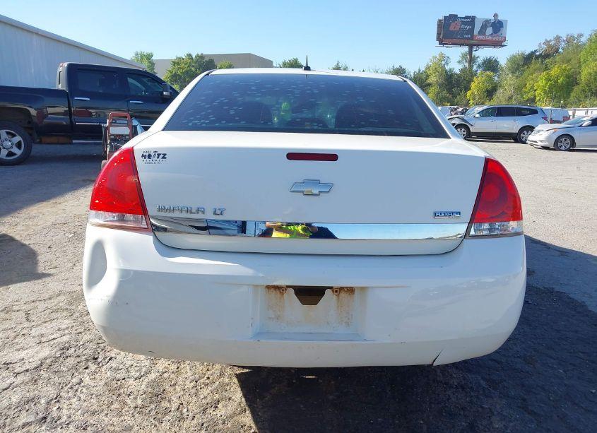 Photo 16 of 2009 Chevrolet Impala LT (VIN 2G1WT57K391171289)