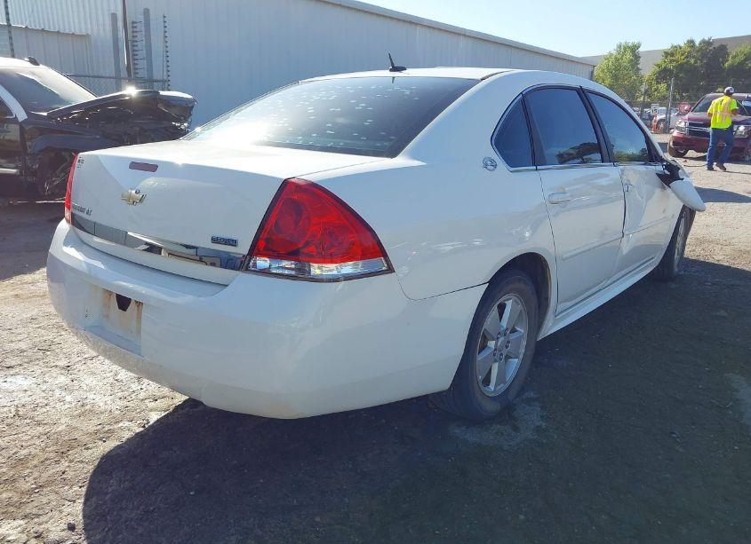 Photo 4 of 2009 Chevrolet Impala LT (VIN 2G1WT57K391171289)