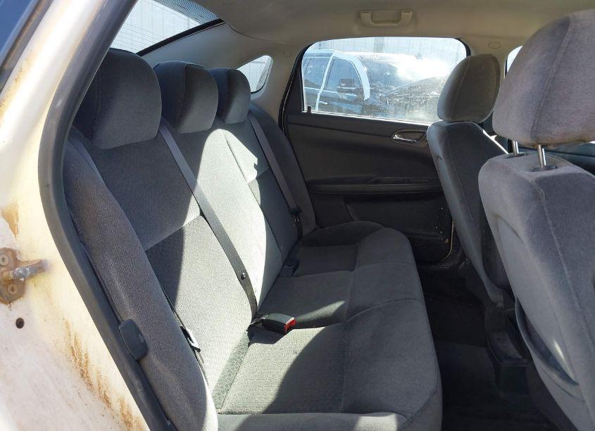 Photo 8 of 2009 Chevrolet Impala LT (VIN 2G1WT57K391171289)