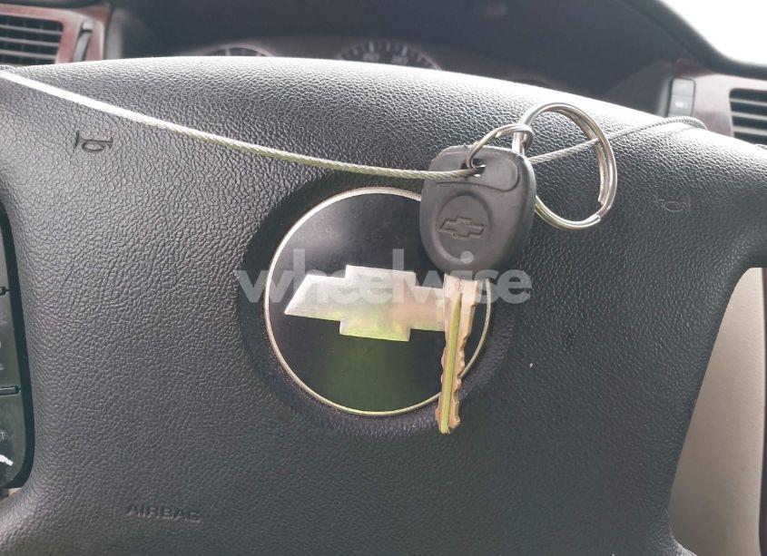 Photo 11 of 2009 Chevrolet Impala LT (VIN 2G1WT57K391195253)