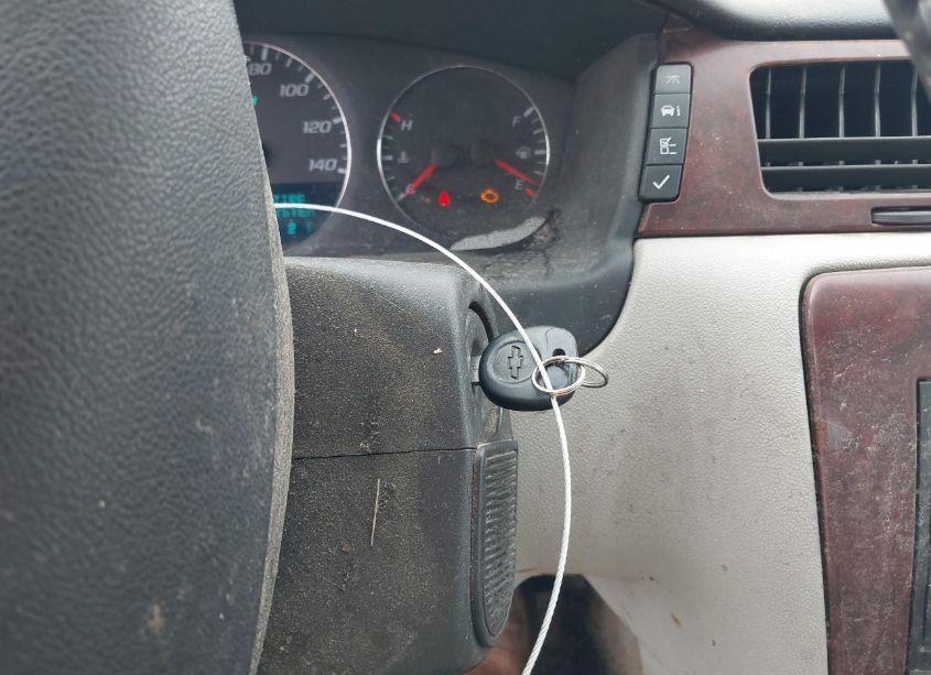 Photo 11 of 2009 Chevrolet Impala LT (VIN 2G1WT57K391229403)