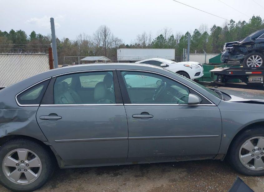 Photo 13 of 2009 Chevrolet Impala LT (VIN 2G1WT57K391229403)