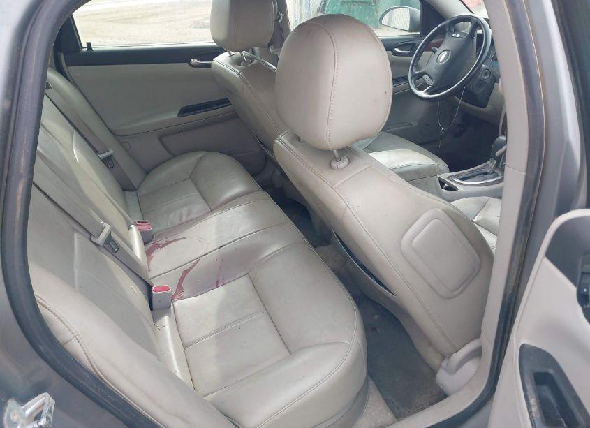 Photo 8 of 2009 Chevrolet Impala LT (VIN 2G1WT57K391229403)