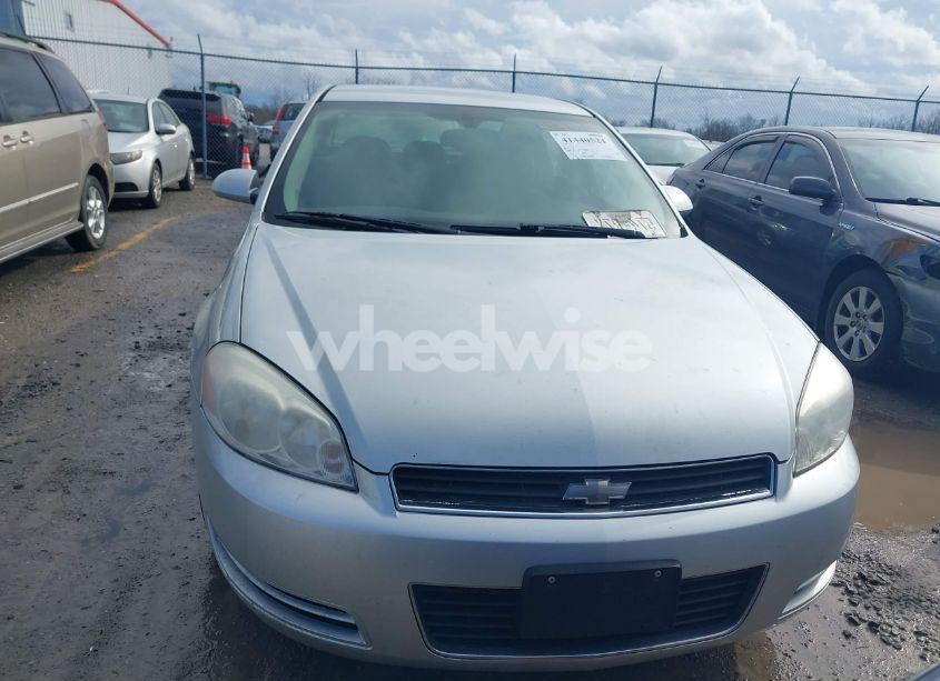 Photo 6 of 2009 Chevrolet Impala LT (VIN 2G1WT57K391244600)