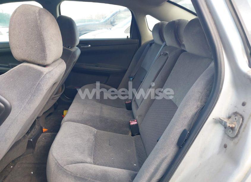 Photo 8 of 2009 Chevrolet Impala LT (VIN 2G1WT57K391244600)