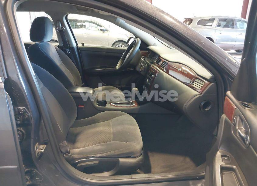 Photo 5 of 2009 Chevrolet Impala 1LT (VIN 2G1WT57K391291948)