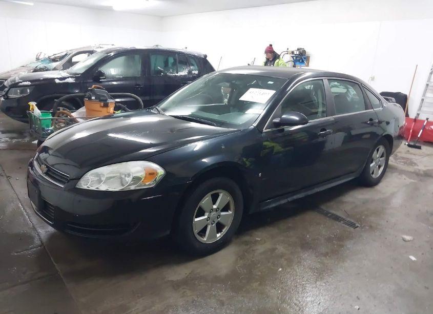 Photo 2 of 2009 Chevrolet Impala LT (VIN 2G1WT57K491212979)