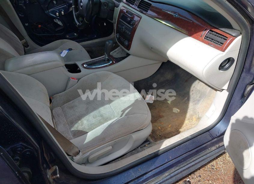 Photo 5 of 2009 Chevrolet Impala LT (VIN 2G1WT57K491255640)