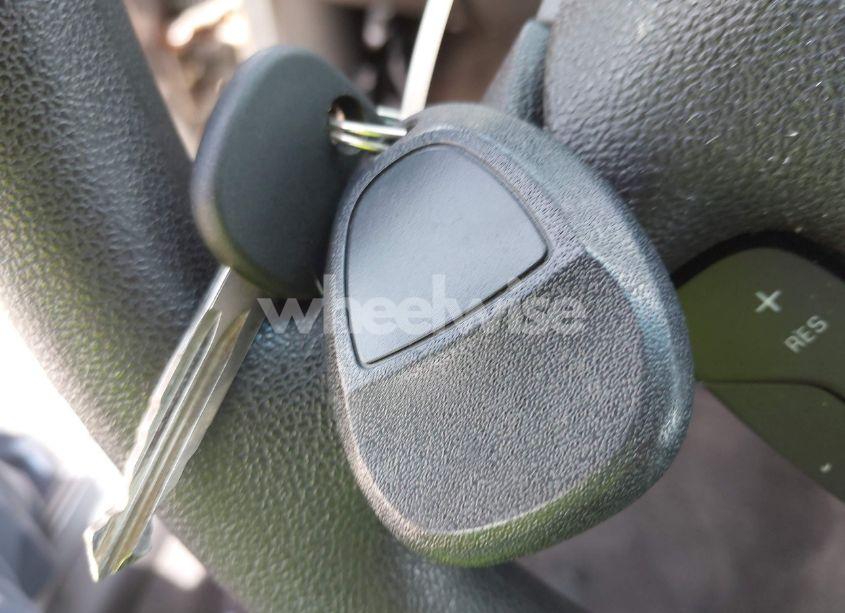 Photo 11 of 2009 Chevrolet Impala LT (VIN 2G1WT57K591116794)