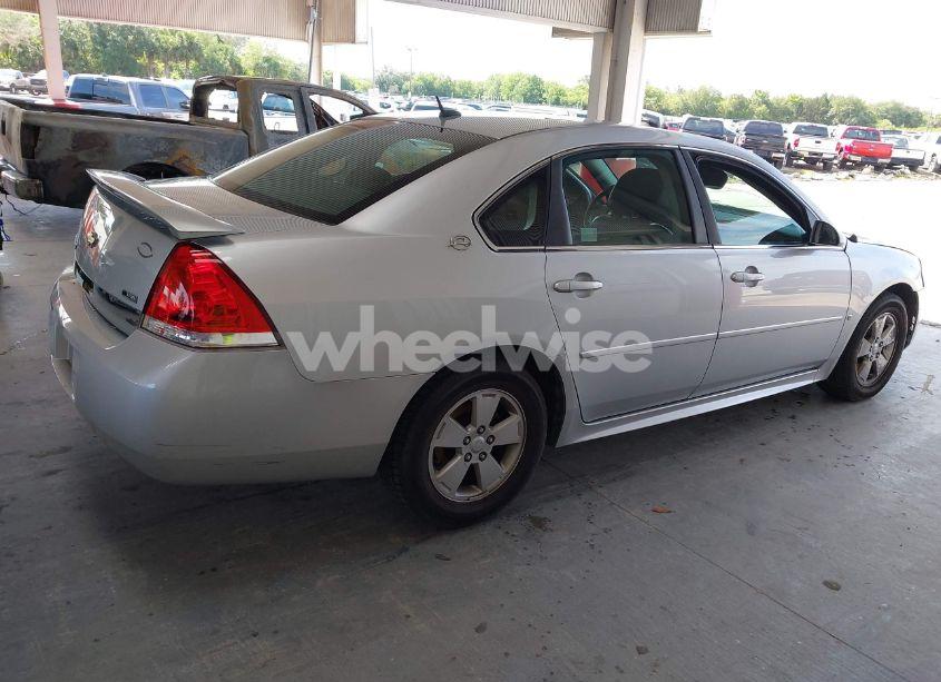 Photo 4 of 2009 Chevrolet Impala LT (VIN 2G1WT57K591155434)