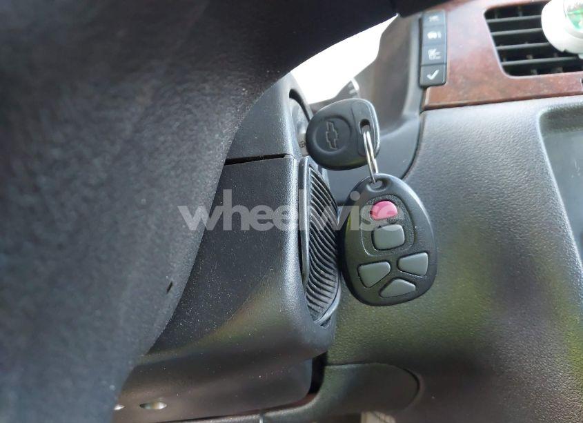 Photo 11 of 2009 Chevrolet Impala LT (VIN 2G1WT57K691115119)