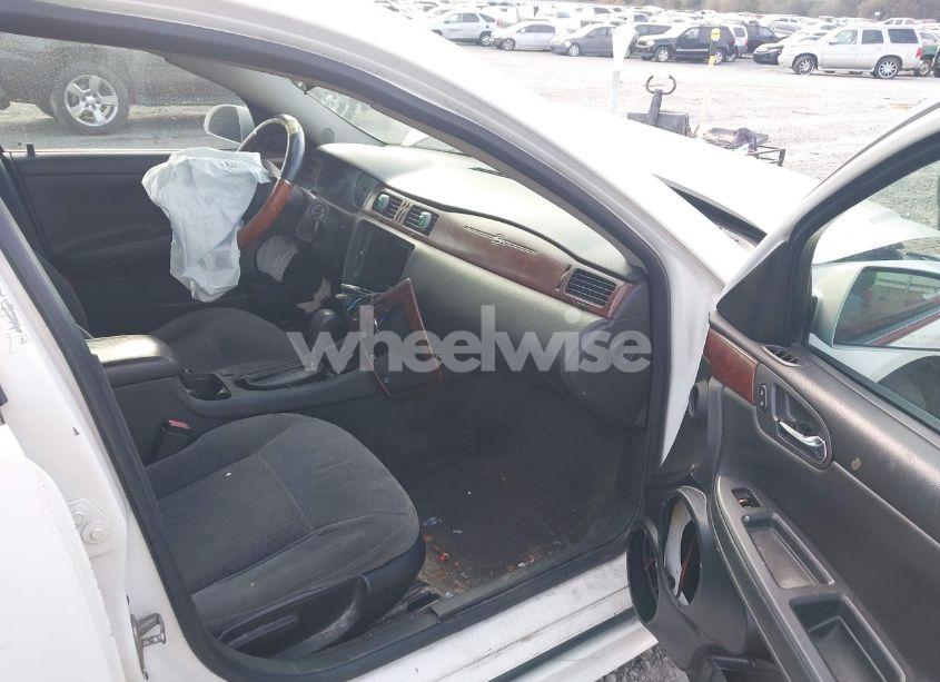 Photo 5 of 2009 Chevrolet Impala LT (VIN 2G1WT57K691115119)