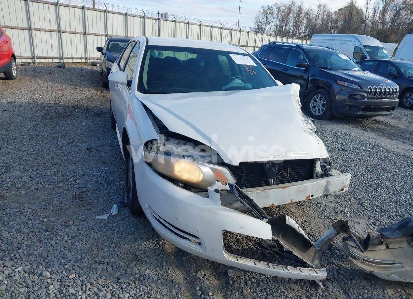 Photo 6 of 2009 Chevrolet Impala LT (VIN 2G1WT57K691115119)