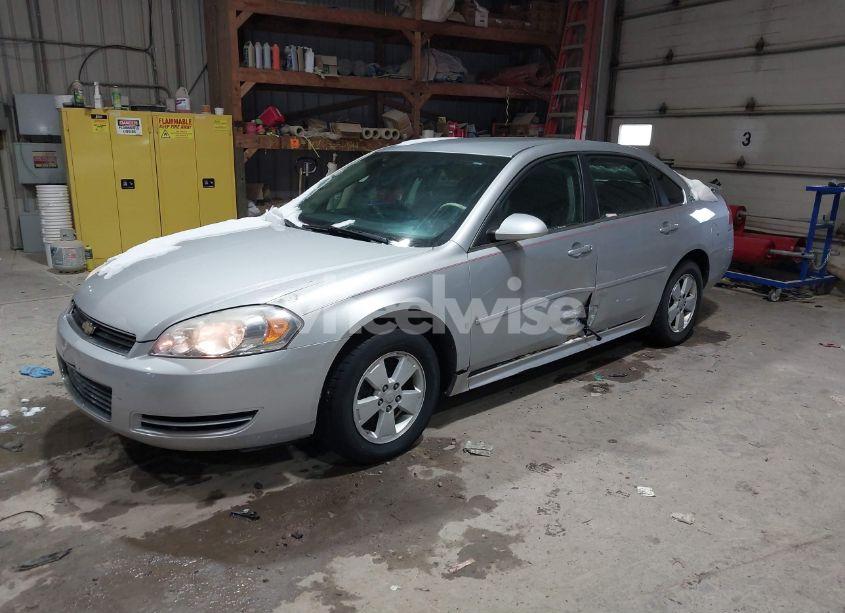 Photo 2 of 2009 Chevrolet Impala LT (VIN 2G1WT57K691226270)