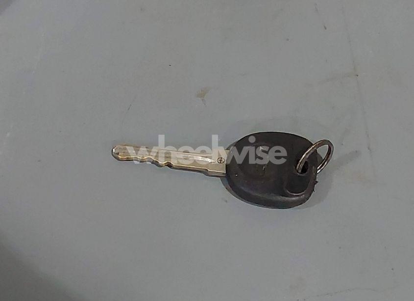 Photo 11 of 2009 Chevrolet Impala LT (VIN 2G1WT57K691261603)