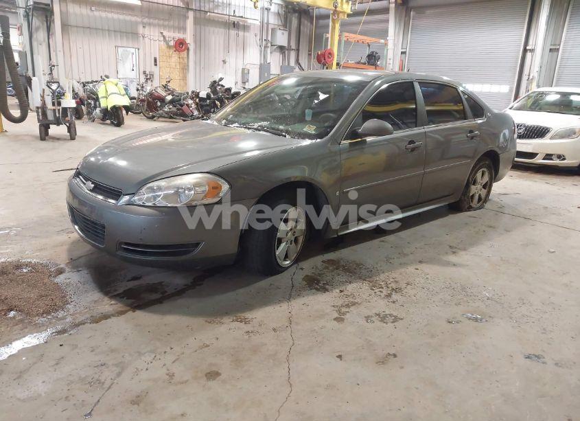 Photo 2 of 2009 Chevrolet Impala LT (VIN 2G1WT57K691261603)