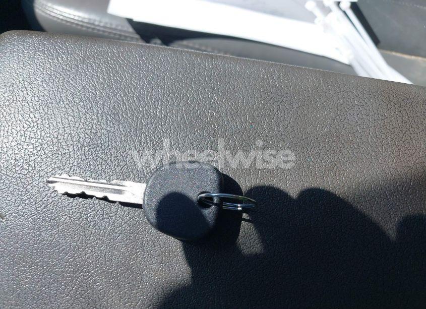 Photo 11 of 2009 Chevrolet Impala LT (VIN 2G1WT57K691310184)