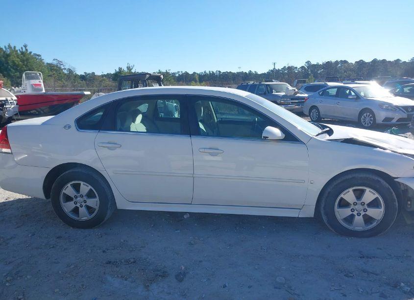 Photo 13 of 2009 Chevrolet Impala LT (VIN 2G1WT57K791155712)