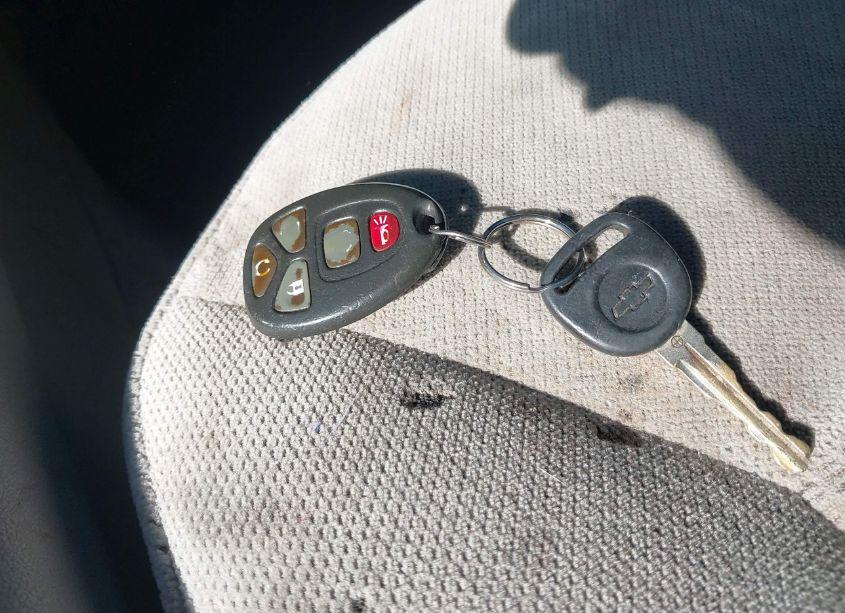 Photo 11 of 2009 Chevrolet Impala LT (VIN 2G1WT57K791175037)