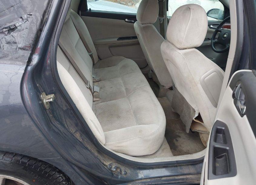 Photo 8 of 2009 Chevrolet Impala LT (VIN 2G1WT57K791175037)