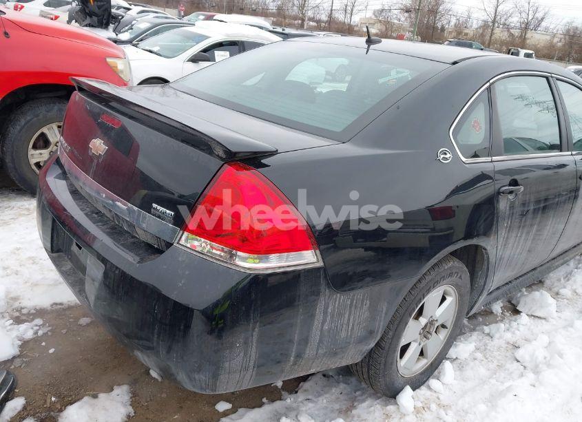 Photo 4 of 2009 Chevrolet Impala LT (VIN 2G1WT57K791232790)
