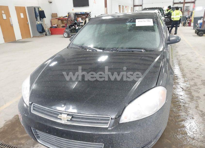 Photo 6 of 2009 Chevrolet Impala LT (VIN 2G1WT57K991125675)