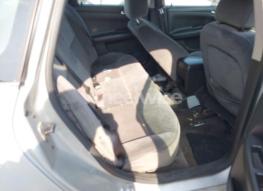 Photo 8 of 2009 Chevrolet Impala LT (VIN 2G1WT57K991185763)