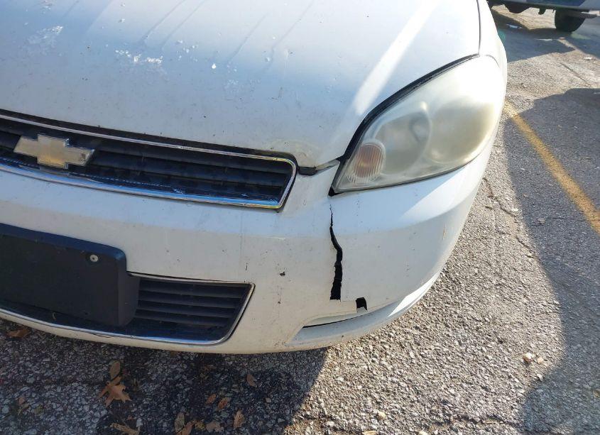 Photo 6 of 2009 Chevrolet Impala LT (VIN 2G1WT57K991207583)