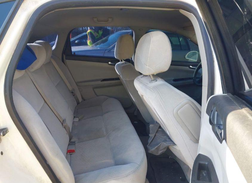 Photo 8 of 2009 Chevrolet Impala LT (VIN 2G1WT57K991207583)