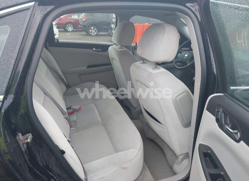 Photo 8 of 2009 Chevrolet Impala LT (VIN 2G1WT57K991267010)