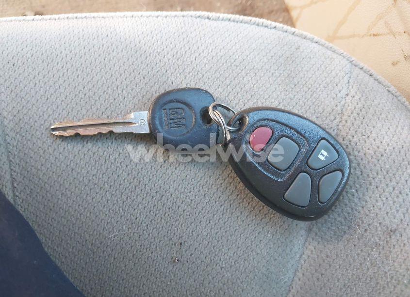 Photo 11 of 2009 Chevrolet Impala LT (VIN 2G1WT57K991279206)