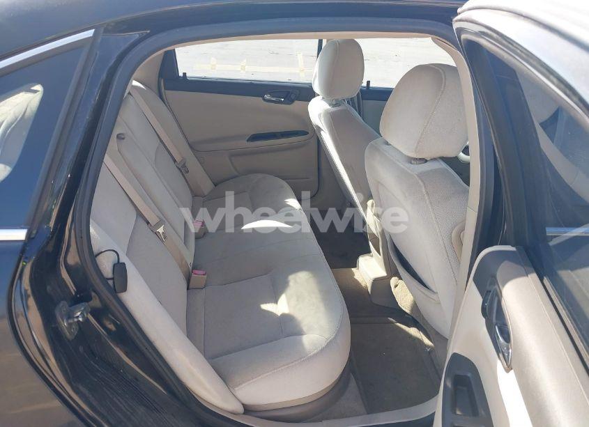 Photo 8 of 2009 Chevrolet Impala LT (VIN 2G1WT57KX91209245)